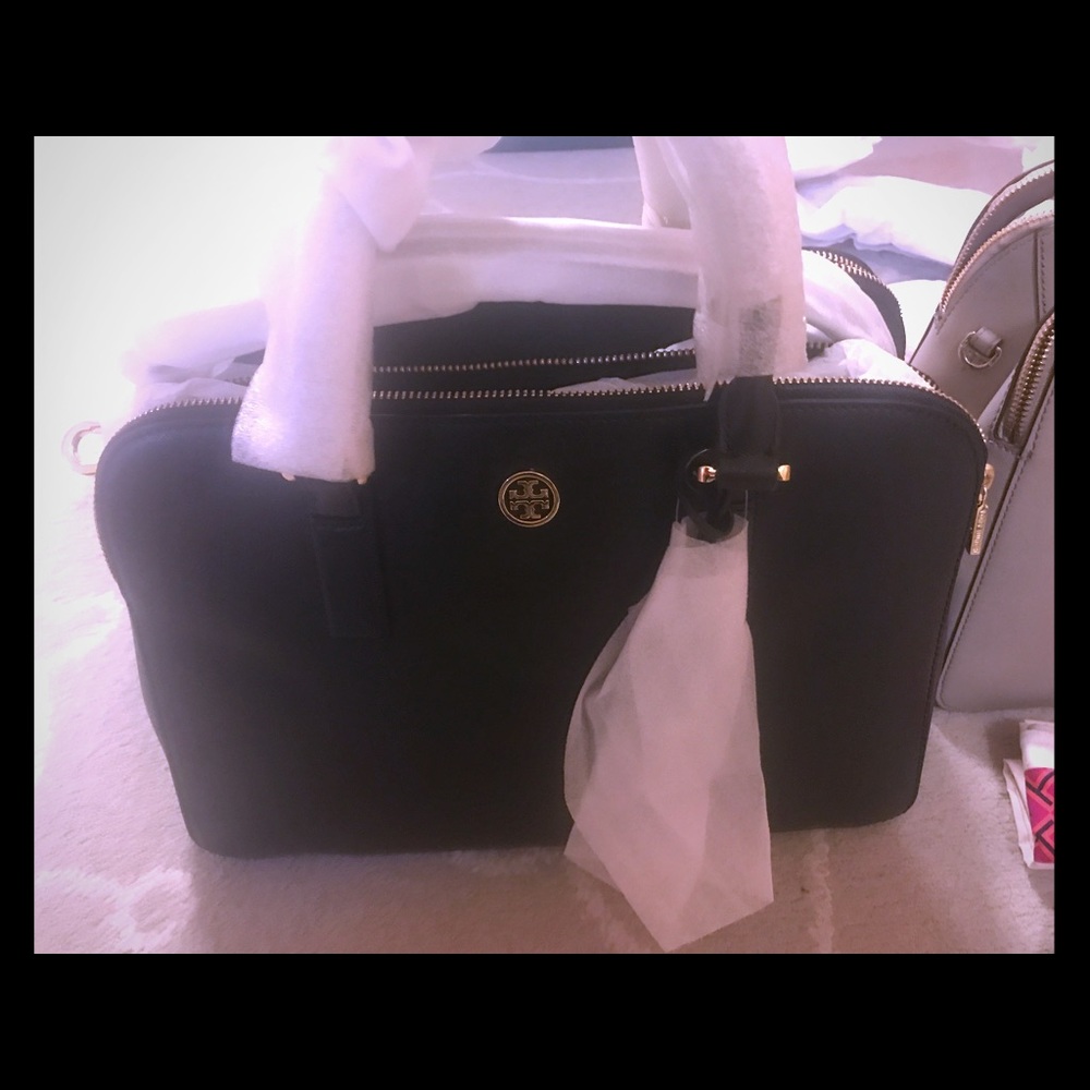 Tory Burch Robinson triple zip satchel in black